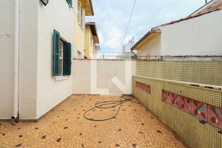 Casa à venda com 150m², 4 quartos e 2 vagasQuintal