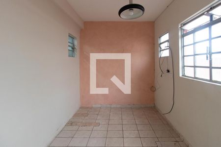 Casa para alugar com 49m², 2 quartos e sem vagaSala