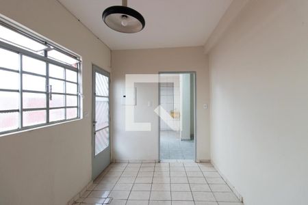 Casa para alugar com 49m², 2 quartos e sem vagaSala