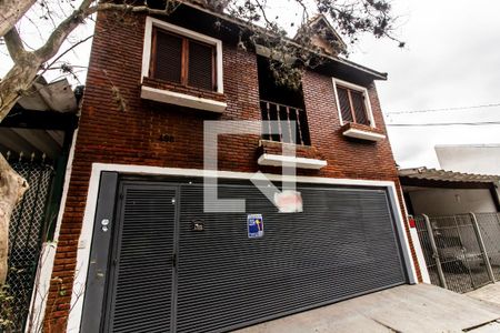 Fachada de casa para alugar com 4 quartos, 187m² em Conjunto Residencial Butantã, São Paulo