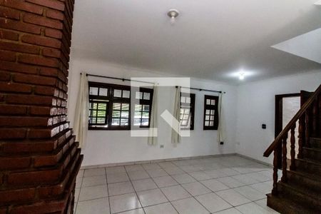 Sala de casa para alugar com 4 quartos, 187m² em Conjunto Residencial Butantã, São Paulo