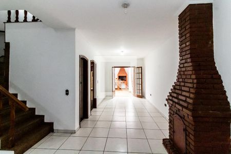 Sala de casa para alugar com 4 quartos, 187m² em Conjunto Residencial Butantã, São Paulo