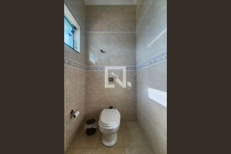 Casa para alugar com 450m², 3 quartos e 8 vagasLavabo