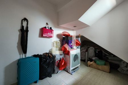 Casa para alugar com 450m², 3 quartos e 8 vagasDepósito