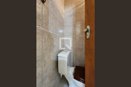 Casa para alugar com 450m², 3 quartos e 8 vagasBanheiro da Garagem