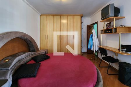 Casa para alugar com 450m², 3 quartos e 8 vagasSuíte 1