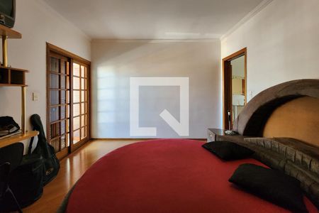 Casa para alugar com 450m², 3 quartos e 8 vagasSuíte 1