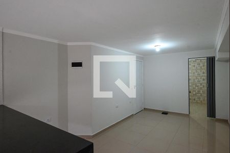 Sala de apartamento para alugar com 2 quartos, 50m² em Jardim Patente, São Paulo