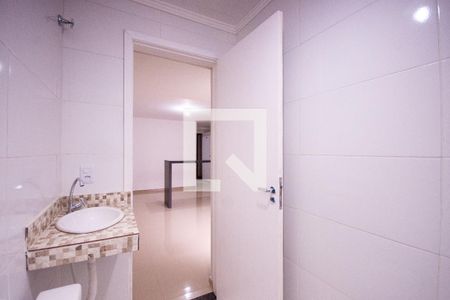 Banheiro  de casa para alugar com 1 quarto, 45m² em Jardim Patente, São Paulo