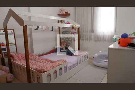 Apartamento à venda com 131m², 4 quartos e 2 vagasQuarto 2