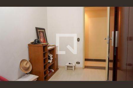 Apartamento à venda com 131m², 4 quartos e 2 vagasQuarto 4