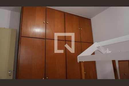 Apartamento à venda com 131m², 4 quartos e 2 vagasQuarto 2