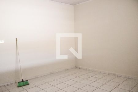 quarto 1 de casa para alugar com 2 quartos, 90m² em Parque Edu Chaves, São Paulo