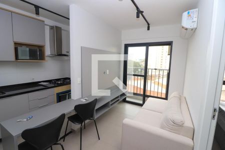 Sala de TV de apartamento para alugar com 1 quarto, 31m² em Vila Mafra, São Paulo