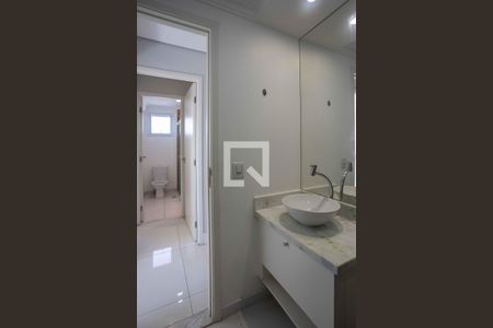 Apartamento à venda com 55m², 2 quartos e 1 vagaBanheiro Social