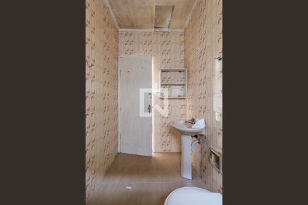 Casa para alugar com 100m², 2 quartos e sem vaga Casa para alugar com 100m², 2 quartos e sem vagaBanheiro