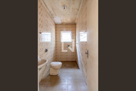 Casa para alugar com 100m², 2 quartos e sem vaga Casa para alugar com 100m², 2 quartos e sem vagaBanheiro