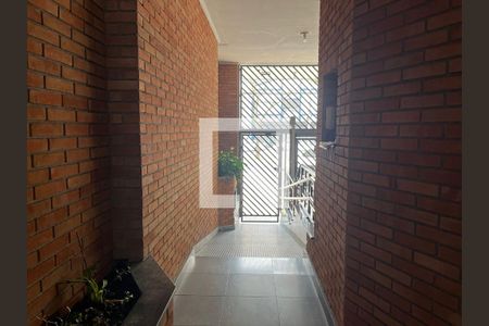 Apartamento à venda com 80m², 2 quartos e sem vaga Apartamento à venda com 80m², 2 quartos e sem vagaEntrada