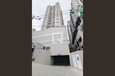Apartamento para alugar com 44m², 2 quartos e sem vaga Apartamento para alugar com 44m², 2 quartos e sem vagaFachada