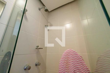 Apartamento à venda com 270m², 4 quartos e 3 vagas Apartamento à venda com 270m², 4 quartos e 3 vagasBanheiro de Serviço