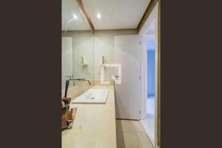 Apartamento à venda com 270m², 4 quartos e 3 vagas Apartamento à venda com 270m², 4 quartos e 3 vagasLavabo