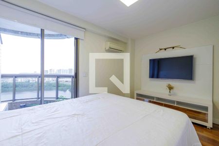 Apartamento à venda com 270m², 4 quartos e 3 vagas Apartamento à venda com 270m², 4 quartos e 3 vagasSuíte 2