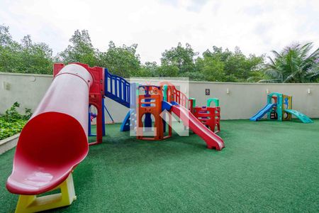 Apartamento à venda com 270m², 4 quartos e 3 vagas Apartamento à venda com 270m², 4 quartos e 3 vagasÁrea Comum Playground