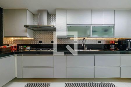 Apartamento à venda com 270m², 4 quartos e 3 vagas Apartamento à venda com 270m², 4 quartos e 3 vagasCozinha