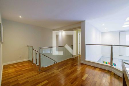 Apartamento à venda com 270m², 4 quartos e 3 vagas Apartamento à venda com 270m², 4 quartos e 3 vagasHall