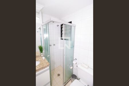 Apartamento à venda com 71m², 2 quartos e 3 vagasBanheiro da Suíte