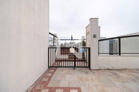 Apartamento à venda com 71m², 2 quartos e 3 vagasÁrea comum - Piscina