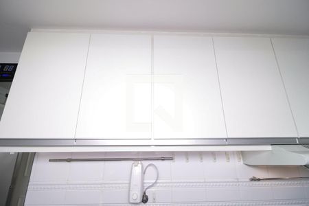 Apartamento à venda com 71m², 2 quartos e 3 vagasCozinha - Armários