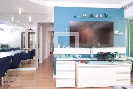 Apartamento à venda com 71m², 2 quartos e 3 vagasSala