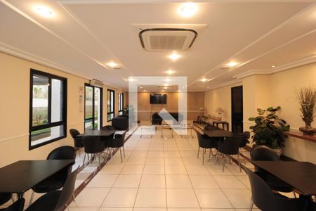 Apartamento à venda com 71m², 2 quartos e 3 vagasÁrea comum - Salão de festas