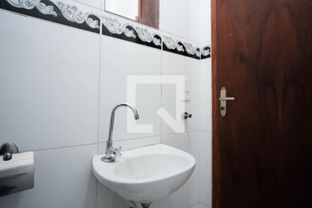 Banheiro de casa à venda com 3 quartos, 85m² em Vila Paulistania, São Paulo