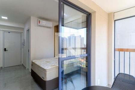 Studio à venda com 24m², 1 quarto e sem vaga Studio à venda com 24m², 1 quarto e sem vagaVaranda