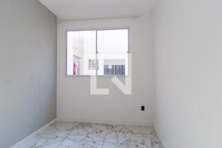 Quarto 1 de apartamento para alugar com 2 quartos, 44m² em Parque da Fonte, São José dos Pinhais