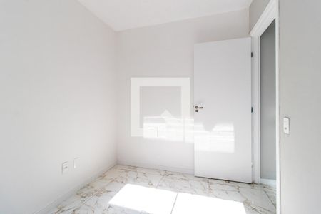Quarto 1 de apartamento para alugar com 2 quartos, 44m² em Parque da Fonte, São José dos Pinhais