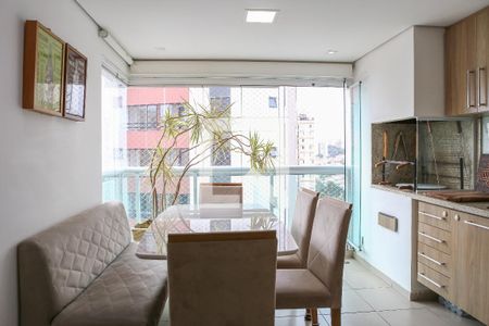 Sala e Varanda Gourmet de apartamento para alugar com 3 quartos, 85m² em Vila Ipojuca, São Paulo