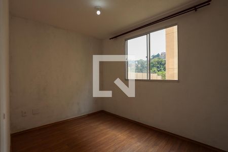 Quarto 2 de apartamento para alugar com 2 quartos, 38m² em Jardim Petrópolis, Cotia