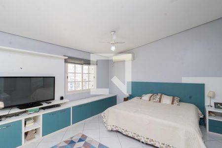 Casa à venda com 245m², 4 quartos e 2 vagas Casa à venda com 245m², 4 quartos e 2 vagasQuarto Suíte 1