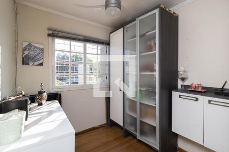 Casa à venda com 245m², 4 quartos e 2 vagas Casa à venda com 245m², 4 quartos e 2 vagasGabinete