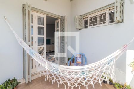 Casa à venda com 245m², 4 quartos e 2 vagas Casa à venda com 245m², 4 quartos e 2 vagasQuarto Suíte 1-Varanda
