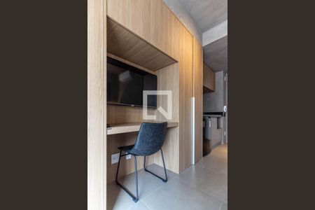 Studio - Quarto - Detalhe Cadeira de kitnet/studio para alugar com 1 quarto, 24m² em Consolação, São Paulo
