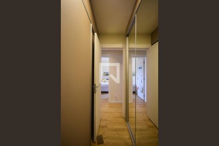 Apartamento à venda com 130m², 4 quartos e 2 vagasArmário da suíte 2