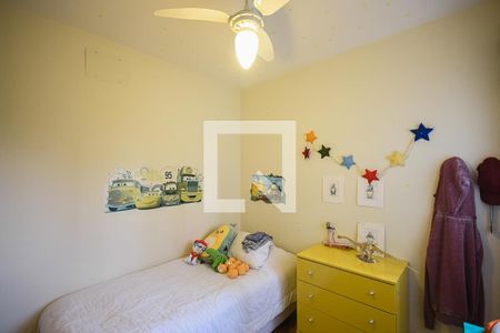 Apartamento à venda com 130m², 4 quartos e 2 vagasQuarto 2