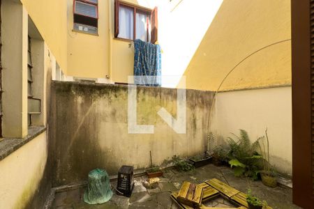 Pátio de kitnet/studio para alugar com 0 quarto, 37m² em Petrópolis, Porto Alegre