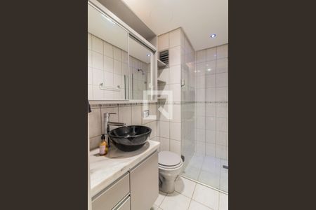 Apartamento à venda com 74m², 2 quartos e 1 vagaBanheiro Social