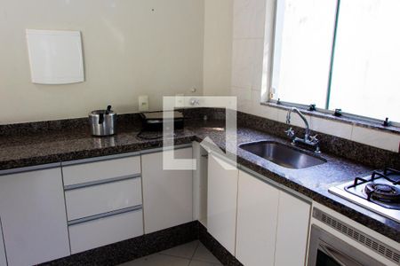 Casa à venda com 259m², 3 quartos e 4 vagasCozinha