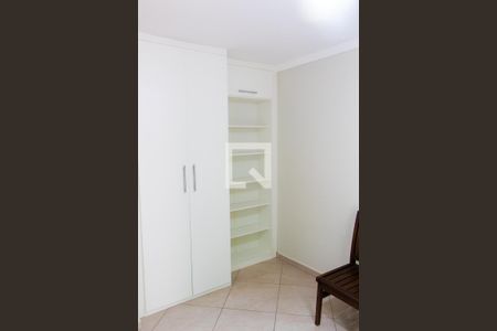 Casa à venda com 259m², 3 quartos e 4 vagasQuarto 